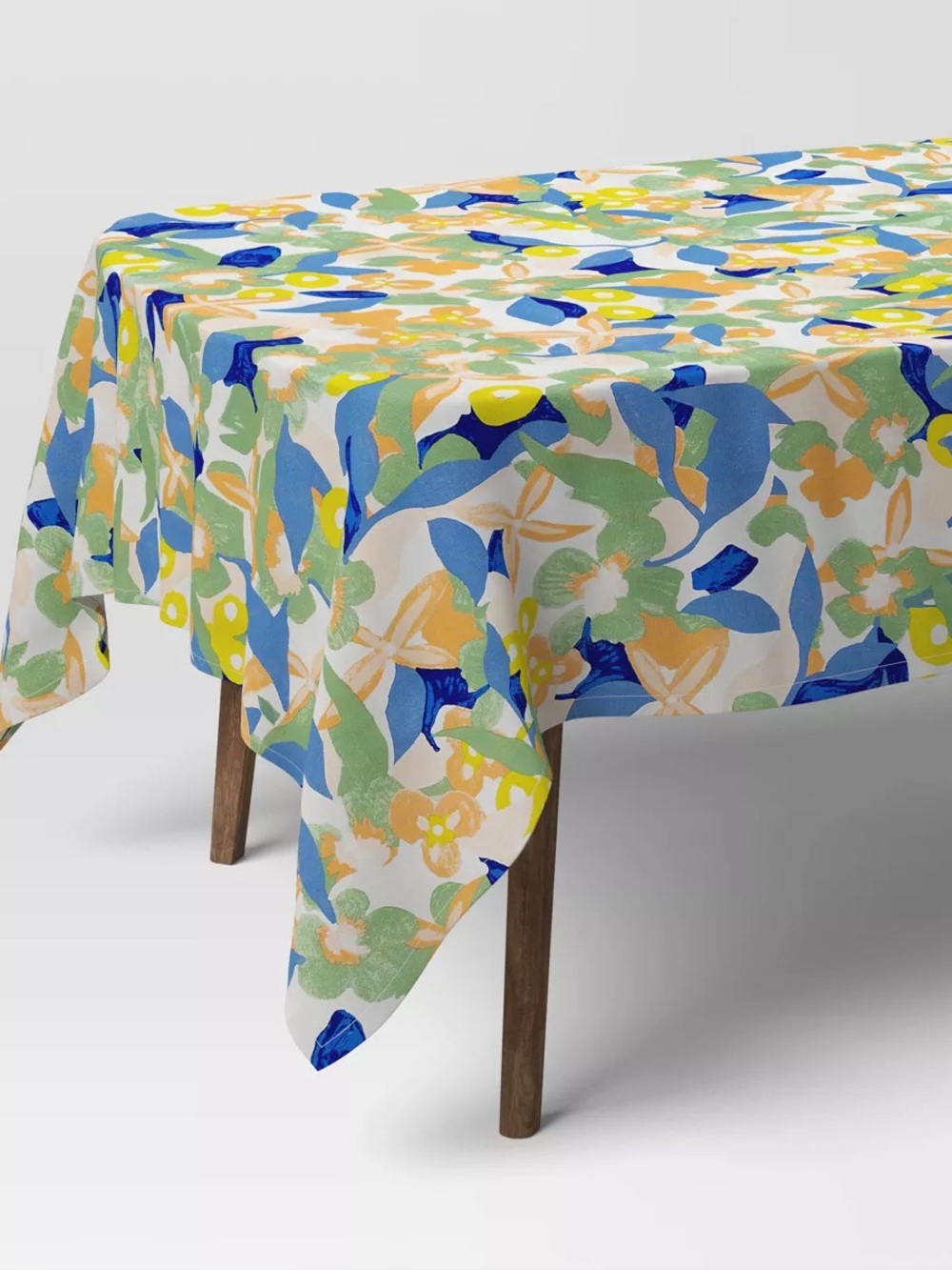 Room Essentials Floral lRectangular Tablecloth
60" x 84" 100% Cotton NWT